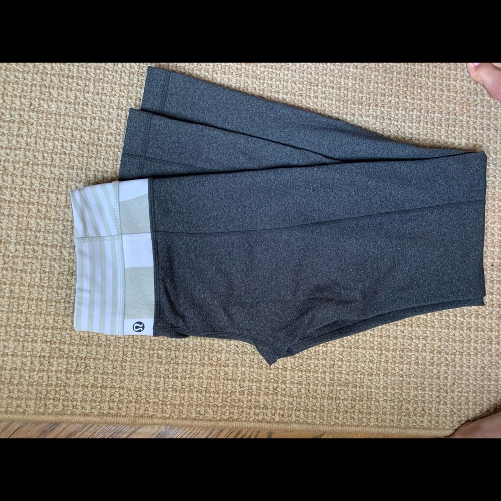 Lululemon groove pants Size 2